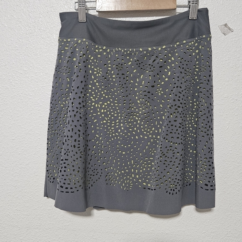 Title Nine skort size small Gray and neon Yellow cutout design